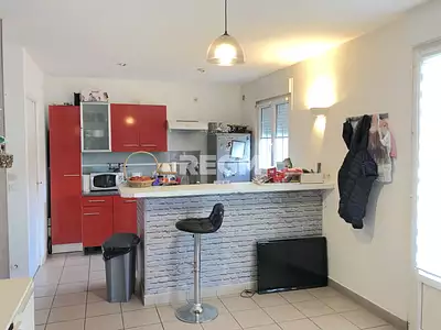 Maison, 240 m²