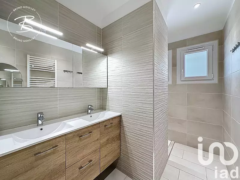 Maison, 180 m²