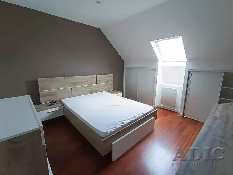 Maison, 185 m²