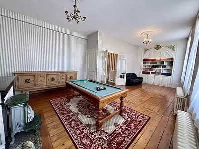Maison, 198 m²