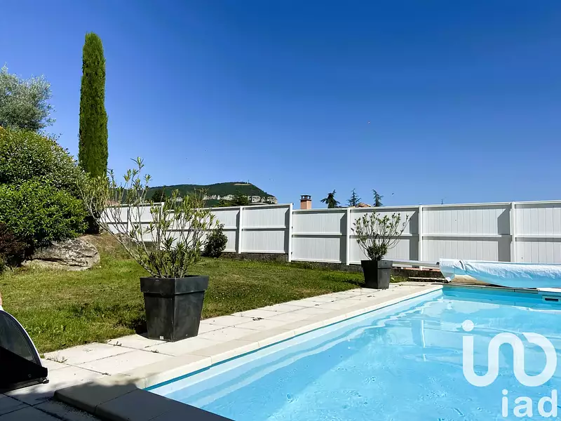 Maison, 183 m²