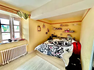 Maison, 196 m²