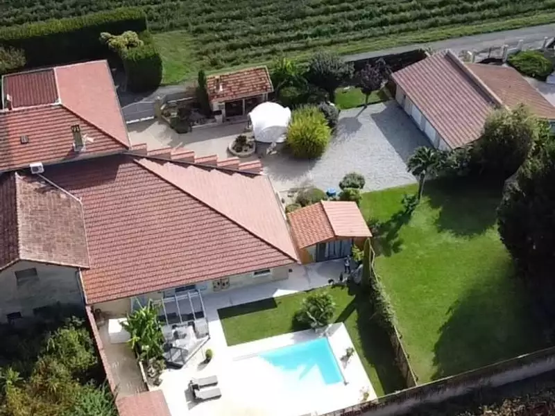 Maison, 337 m²