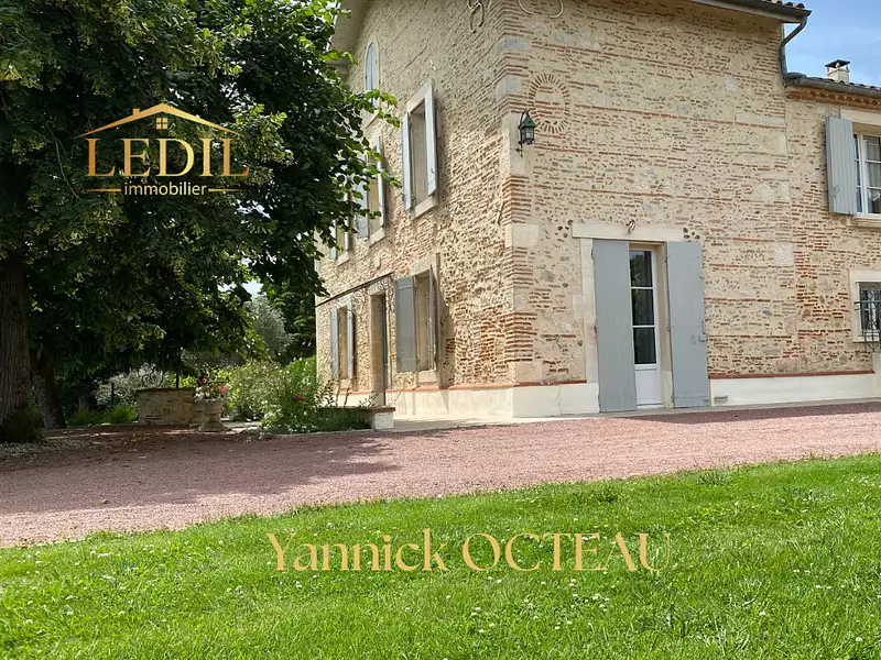 Maison, 300 m²
