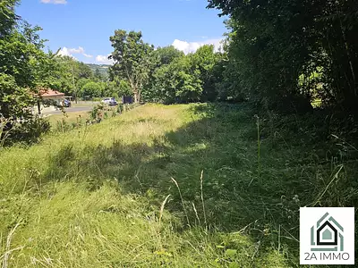 Terrain, 2 023 m²