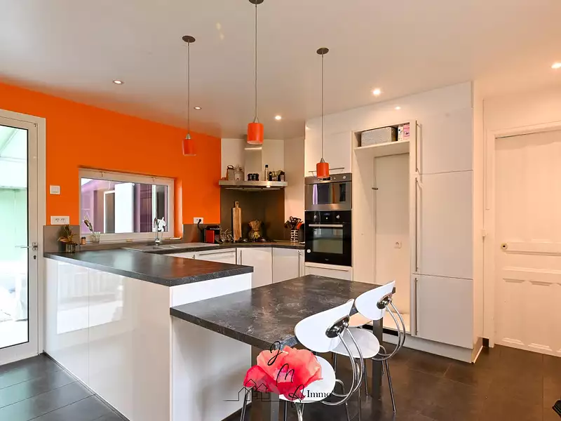 Maison, 180,89 m²