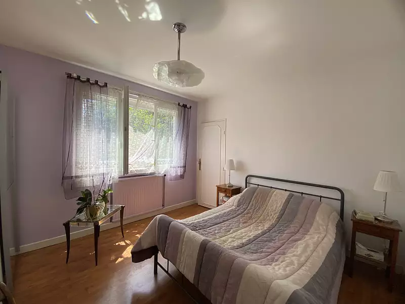 Maison, 225 m²