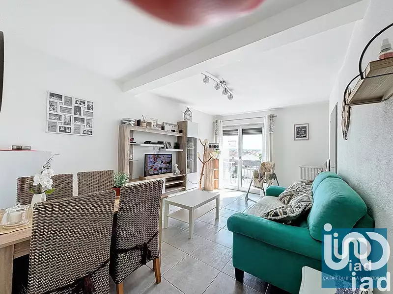 Immeuble, 621 m²