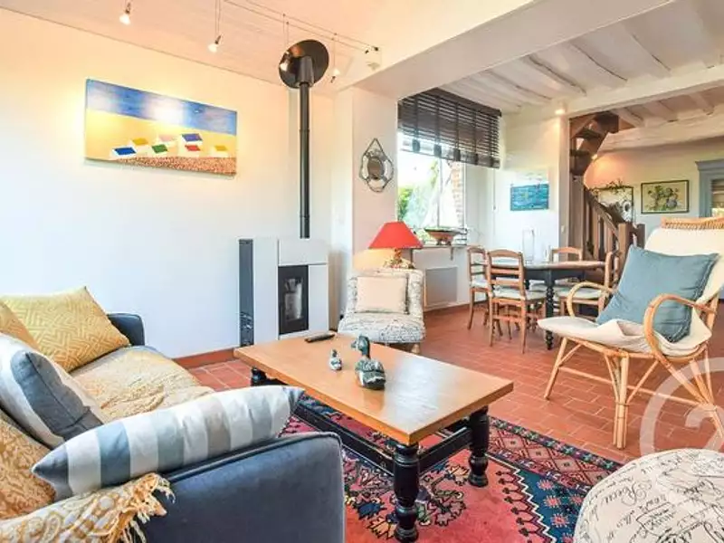 Maison, 162 m²