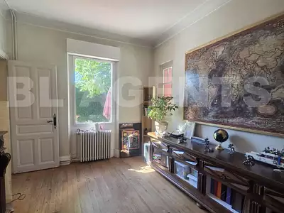 Maison, 260 m²