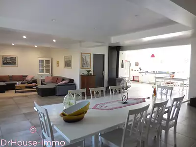 Maison, 272 m²