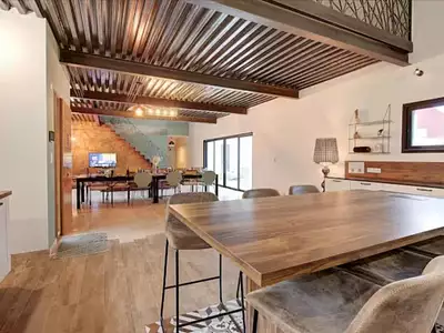 Maison, 280 m²