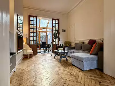 Maison, 166 m²