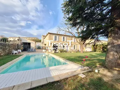 Maison, 238,58 m²