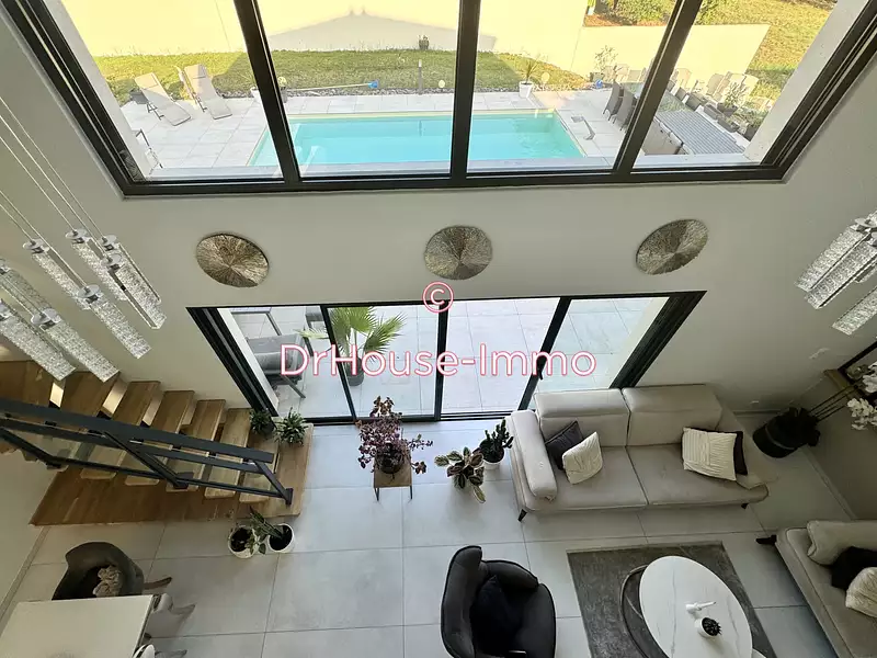 Maison, 250 m²