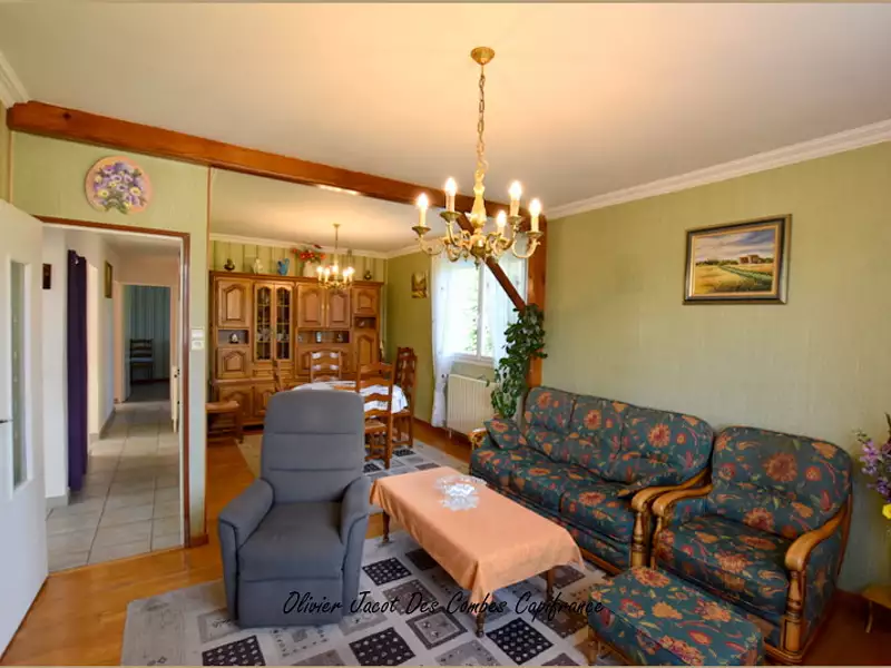 Maison, 83 m²