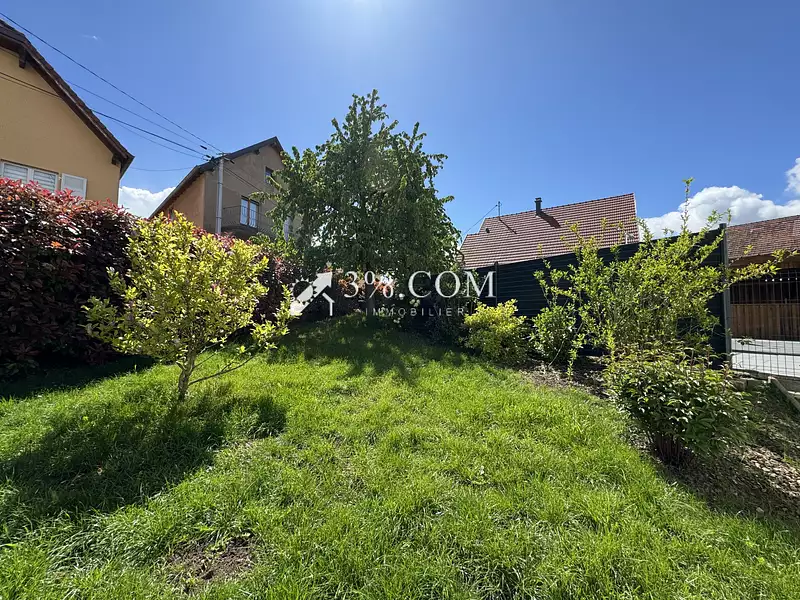 Maison, 166 m²