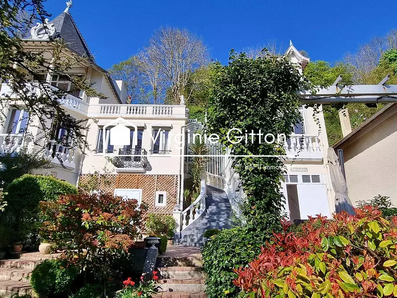Maison, 197 m²