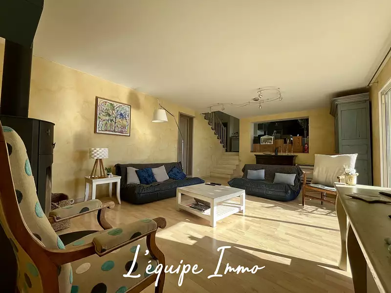 Maison, 168 m²