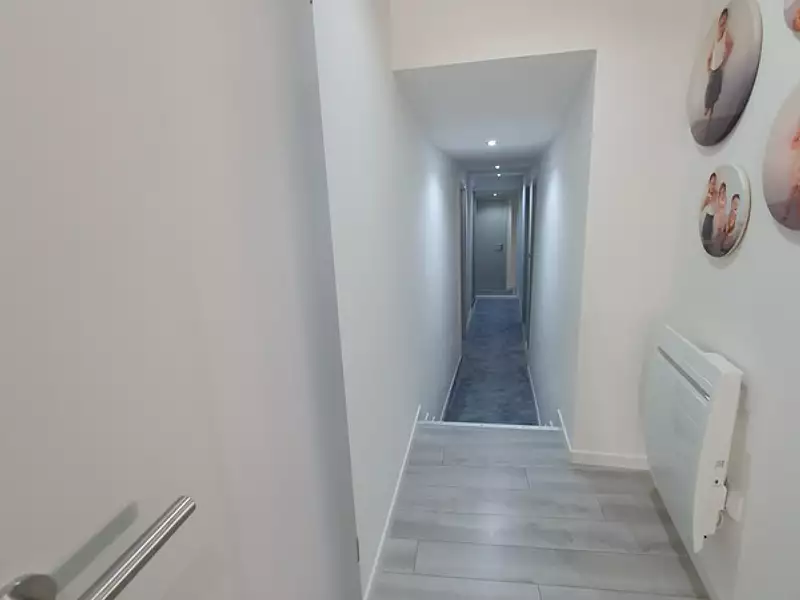 Maison, 218 m²