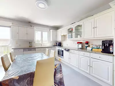 Maison, 165 m²