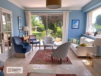 Maison, 162 m²