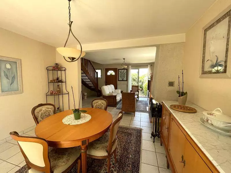 Maison, 98 m²
