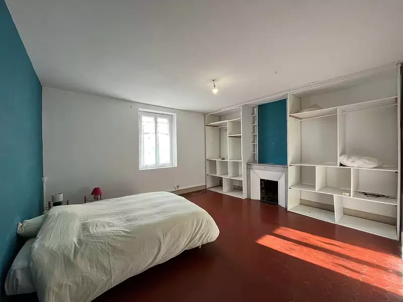 Immeuble, 240 m²