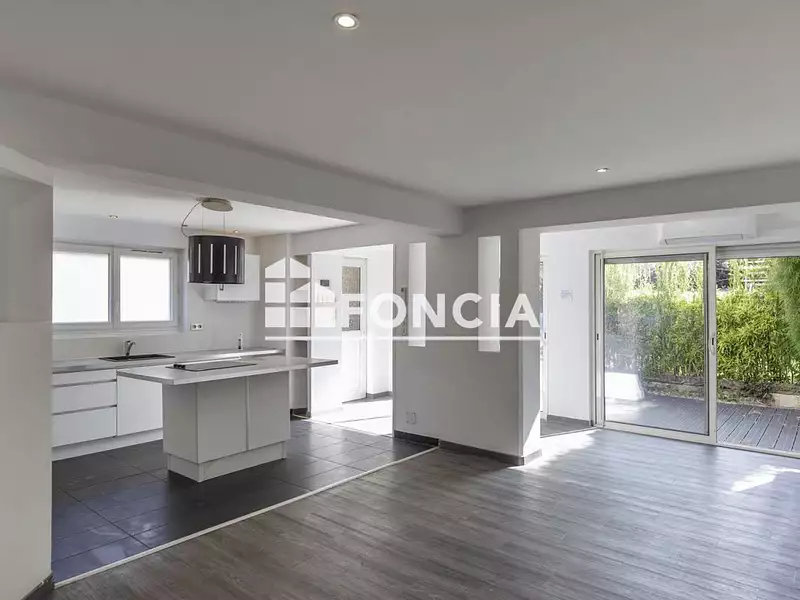 Maison, 130 m²