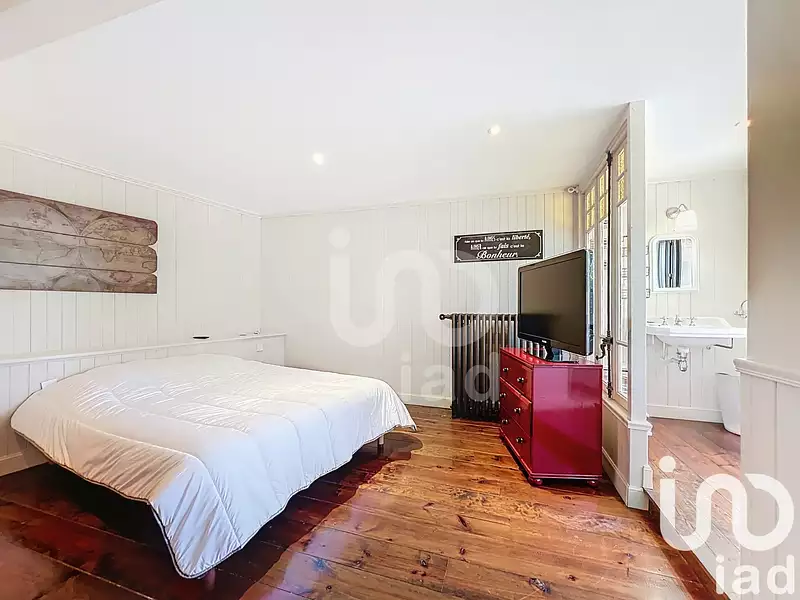 Maison, 270 m²