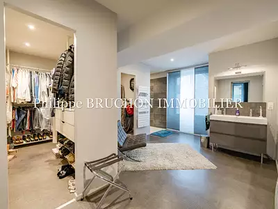 Maison, 315 m²
