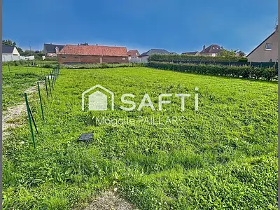 Terrain, 718 m²