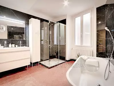 Maison, 400 m²