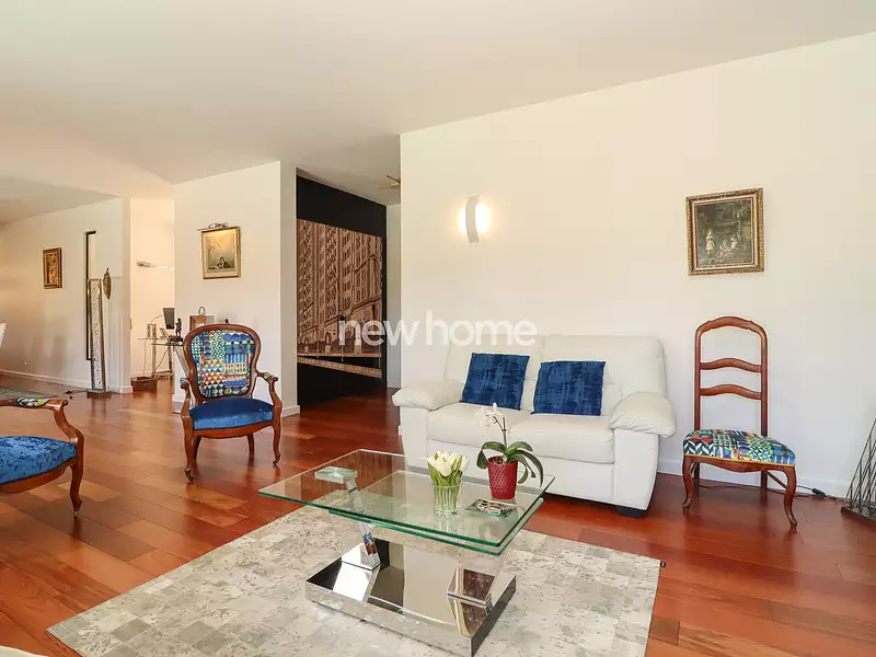 Maison, 222 m²