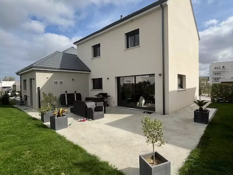 Maison, 143 m²