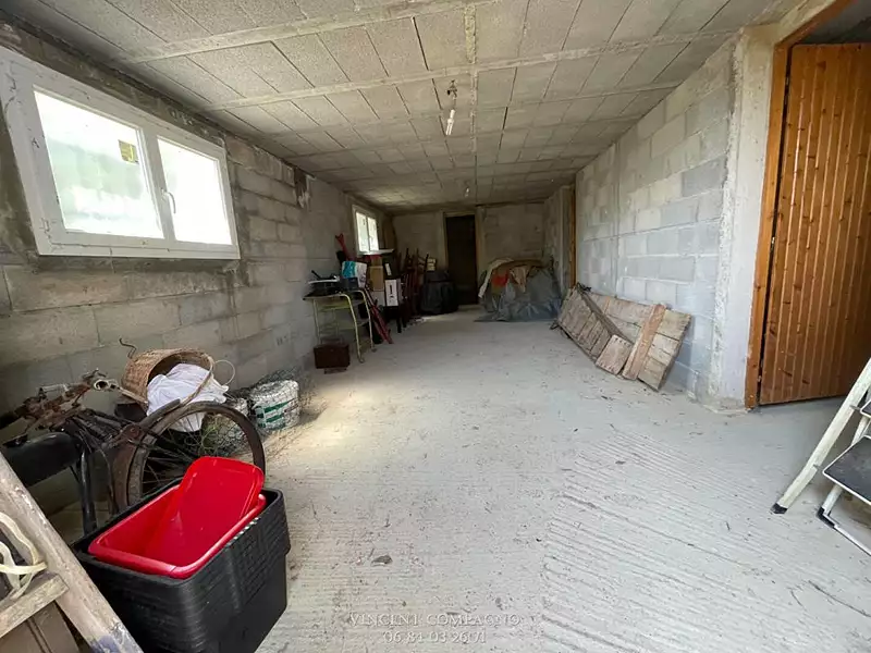Maison, 220 m²
