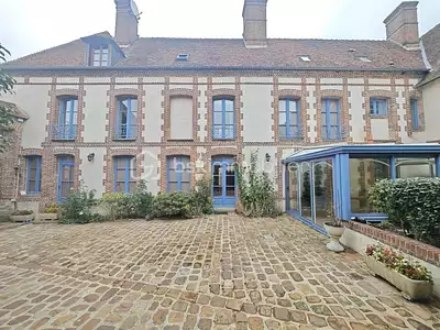 Maison, 210 m²