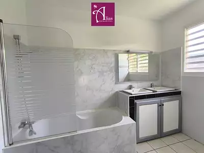 Maison, 116 m²