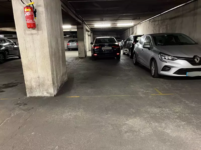 Parking, 14 m²