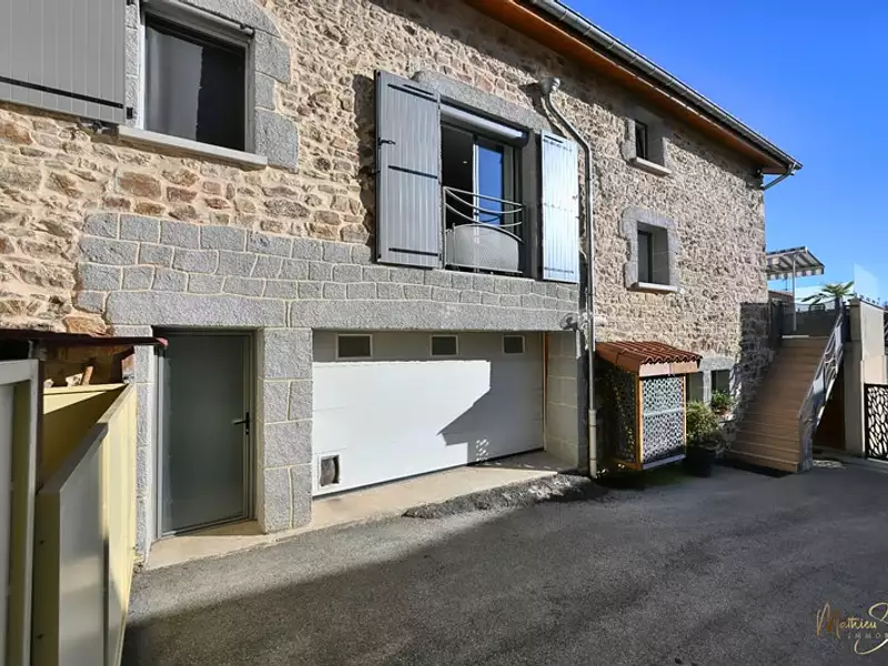 Maison, 284 m²