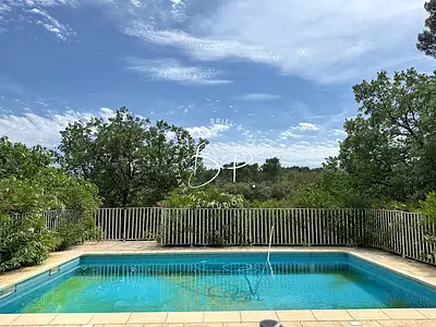 Maison, 217 m²