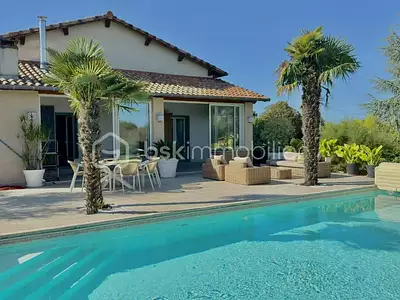 Maison, 165 m²