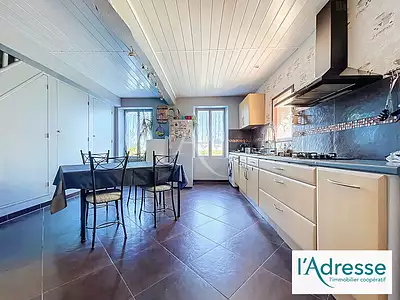 Maison, 195 m²