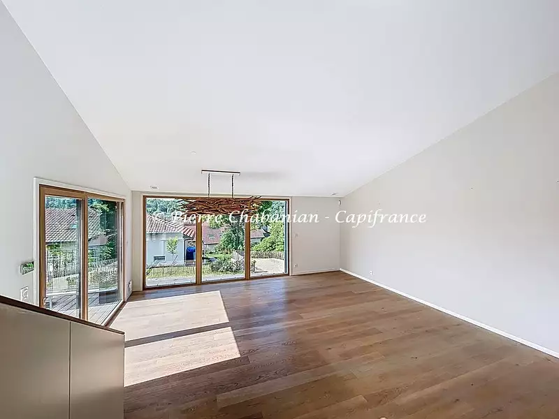 Maison, 151 m²