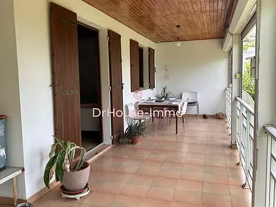 Maison, 250 m²