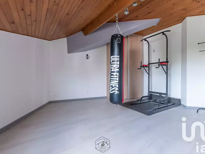 Maison, 299 m²