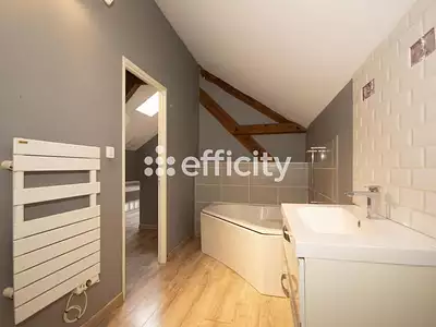 Maison, 167 m²
