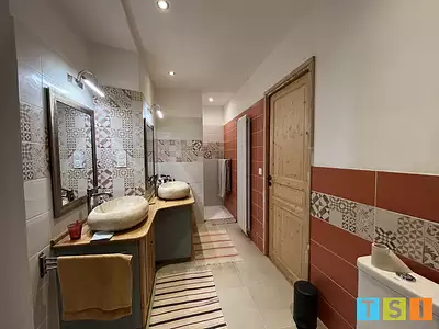Maison, 270 m²