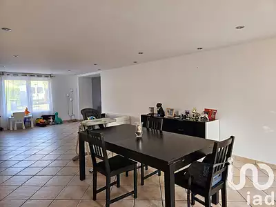 Maison, 238 m²