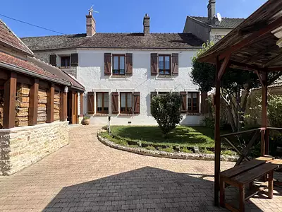 Maison, 210 m²